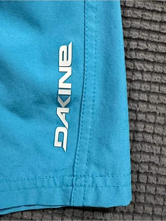 Dakine Mens Medium Blue Swim Trunks Compression Lined Hybrid Shorts Beach - Picture 3 of 7